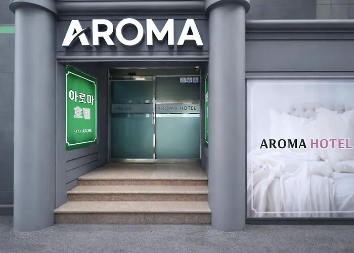 Hostel Stayaroma *