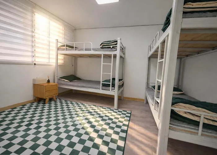 Hostel Stayaroma