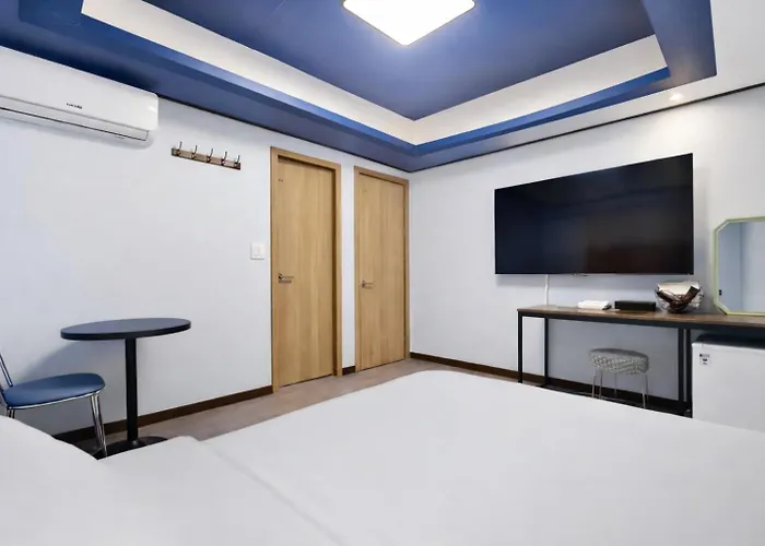 Stayaroma Hostel *