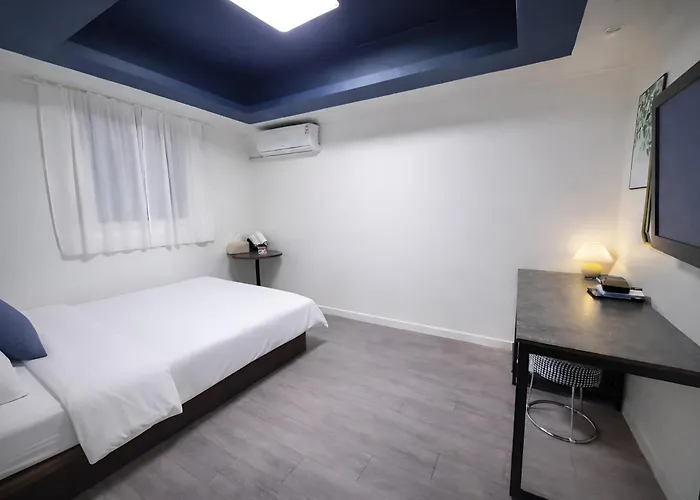 Stayaroma Hostel *